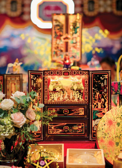 TỦ SÂN KHẤU "VŨ ĐIỆU ÁNH TRĂNG"